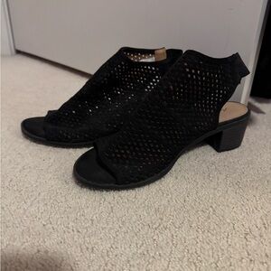 Elegant Black Women's Heeled Sandals